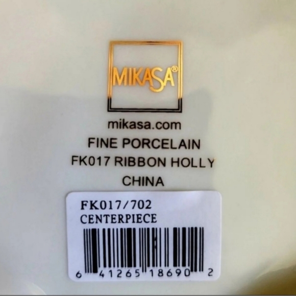 LIKE NEW! IOB Mikasa Porcelain Ribbon Holly Sleigh FK017 Ivory Color With Box - Picture 15 of 15